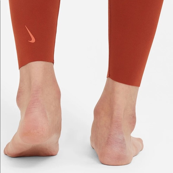 New Nike YOGA LUXE LAYERED JUMPSUIT - Picture 4 of 9